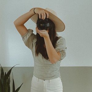 Abercrombie crop top